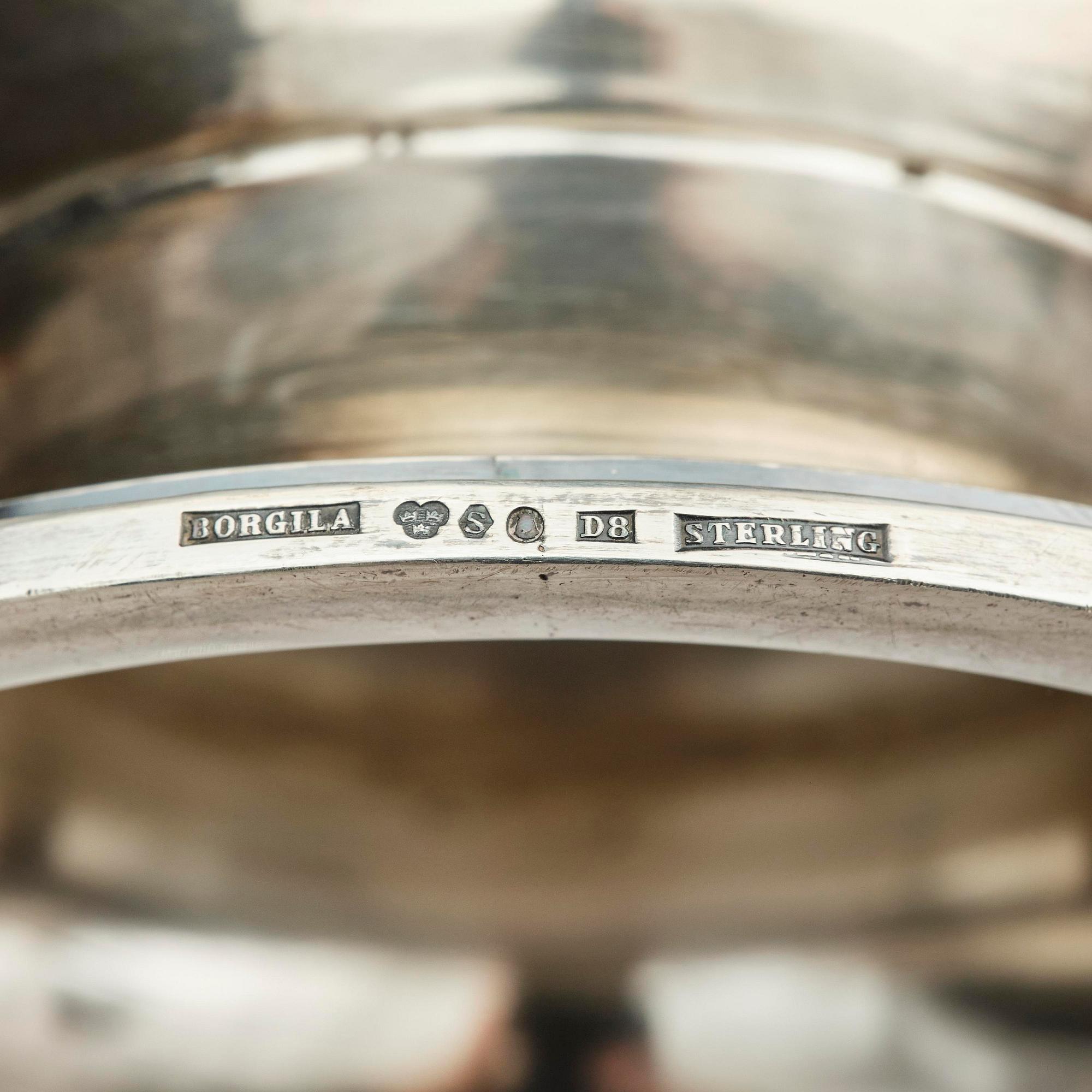 Two sterling silver bowls with handles, Atelier Borgila, designed by Erik Fleming, Stockholm 1930.