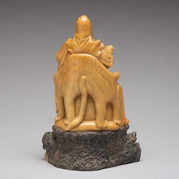 KRIGSGUDOM, soapstone. Qingdynastin, 1800-tal.