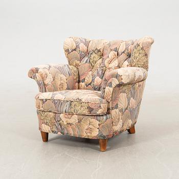 Armchair, first half of the 20th century.