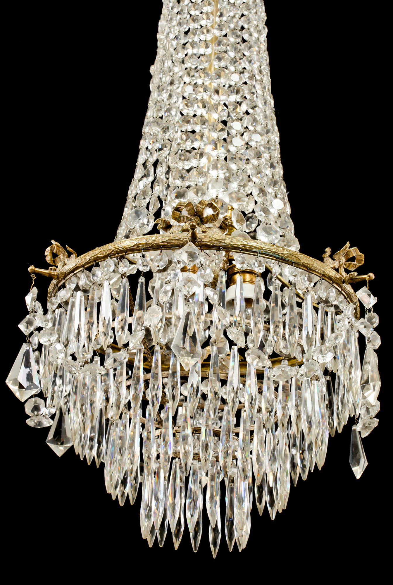 LJUSKRONA, 1900-talets första hälft. Höjd 92 cm.