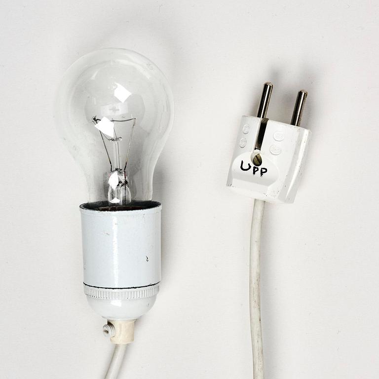 Dan Wolgers, "Enn velldans svår lammpa att tennda".