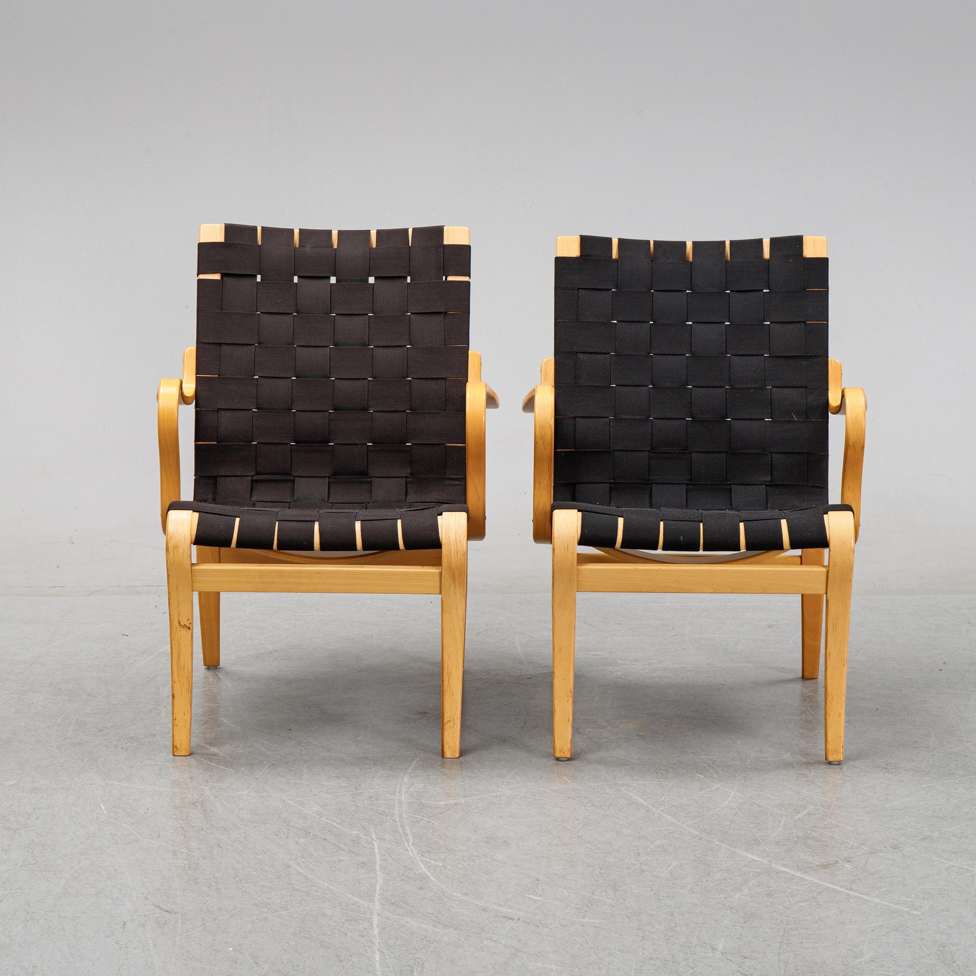 Bruno Mathsson, a pair of 'Mina' beech easy chairs, Bruno Mathsson International, Värnamo, 1995-96.