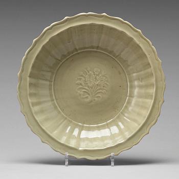 677. A celadon dish, Ming dynasty (1368-1644).