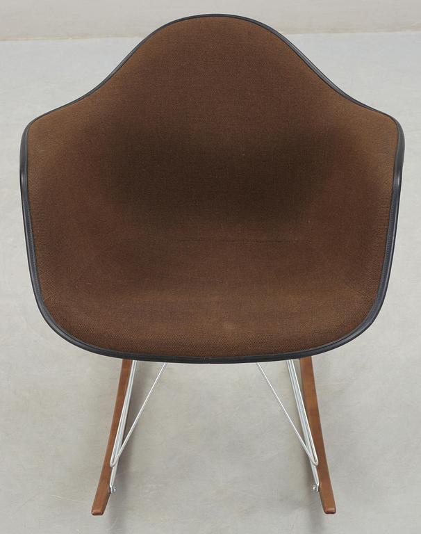 A Charles & Ray Eames rocking chair 'RAR', Herman Miller, USA, ca 1971.