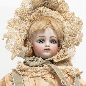Gaultier, biscuit doll "Fashion Lady", France, late 19th century.