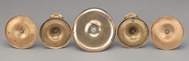 LJUSSTAKAR, 5 st, mässing, 1700-/1800-tal.