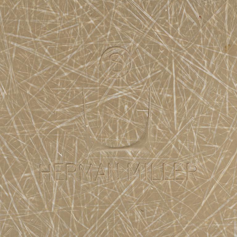 Charles & Ray Eames, stolar, 4 st, "Plastic Chair DSW", Herman Miller, 1900-talets andra hälft.