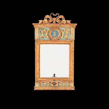 1586. A Gustavian late 18th century one-light girandole mirror.