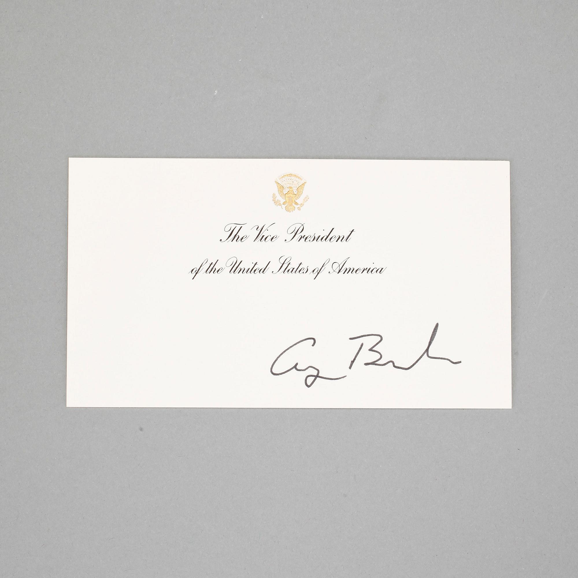 PRESIDENTER 5 st SAMT FIRST LADY, bla vicepresident George Bush dä, egenhändiga namnteckningar.