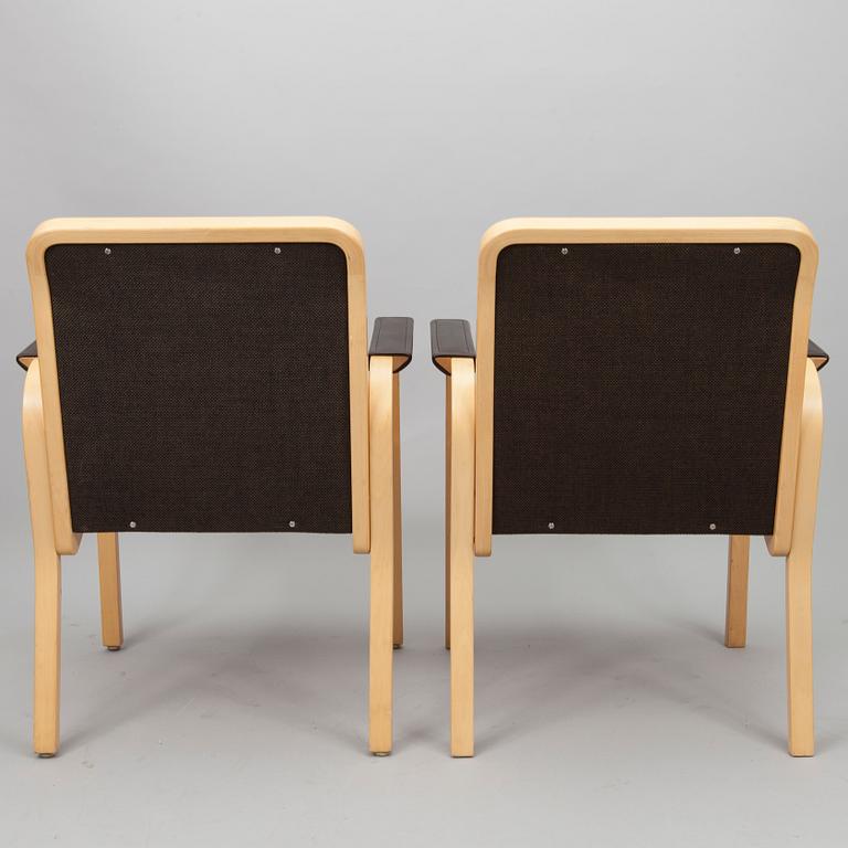 KARMSTOLAR, 4 st, E45, Alvar Aalto, Artek 1900-talets slut.