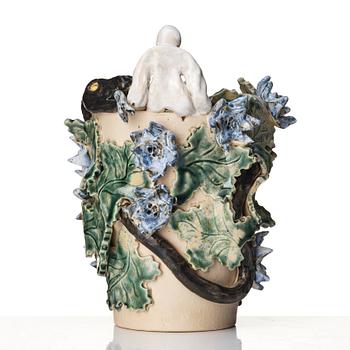 Dan Henriksson, ”Safety not guarenteed 1”, a unique sculpture, his own studio Hammarö Keramik, Sweden 2015.