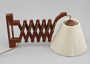 VÄGGLAMPA, 1900-talets tredje kvartal.