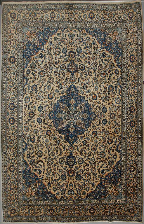 MATTA, Kashmar, 1900-talets senare del, ca 405 x 290 cm.