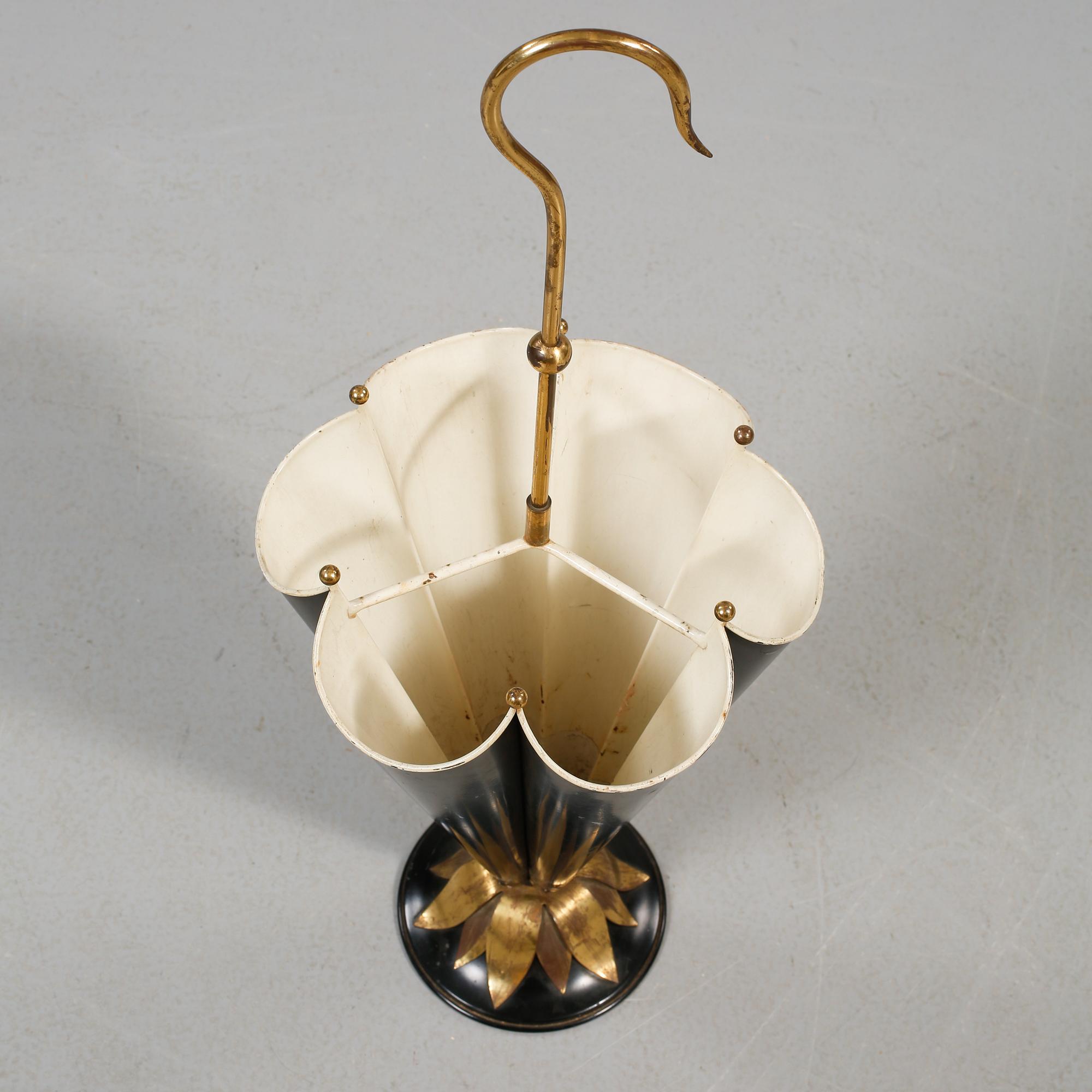 PARAPLYSTÄLL, 1900-talets mitt.