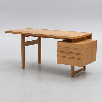 Olavi Hänninen, a 'Paletti' desk, HMN Huonekalu Mikko Nupponen, Lathis, Finland, 1960's.