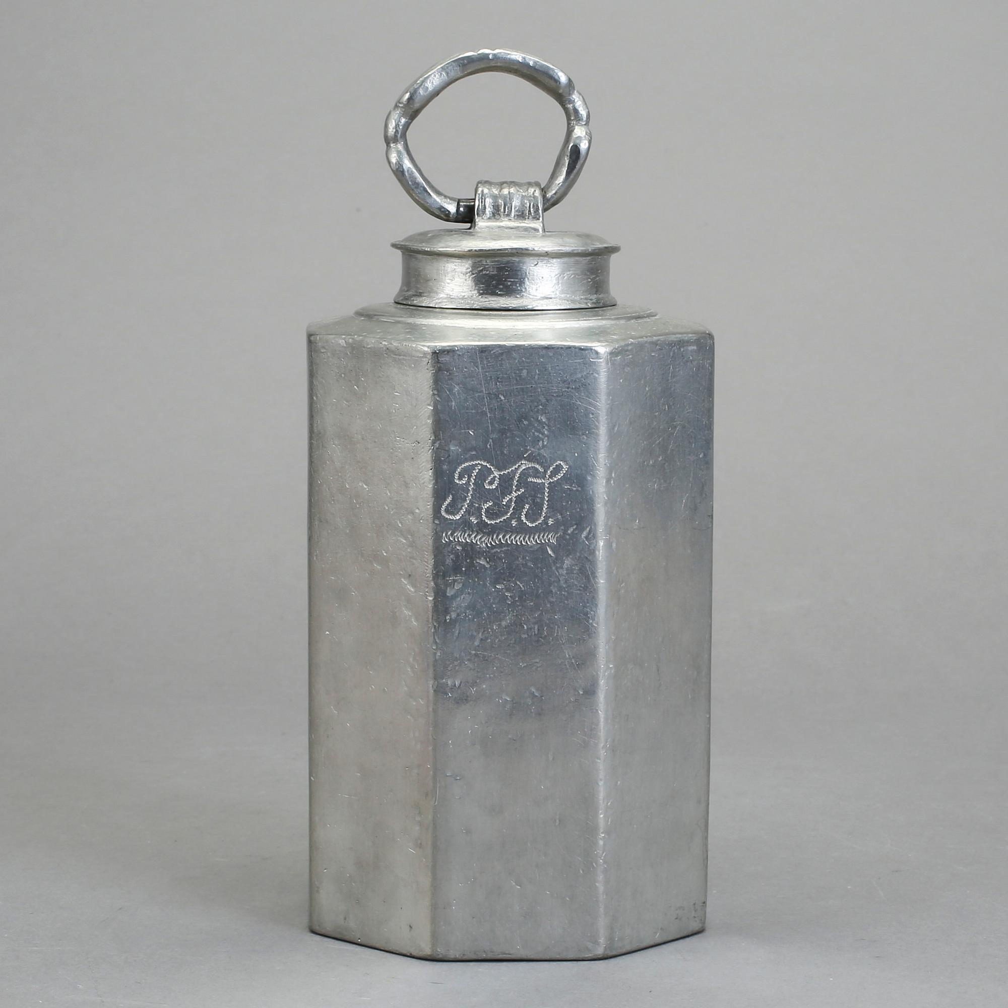 PRISMAFLASKA, tenn, troligen Erik Wikgren, Nyköping, 1815.