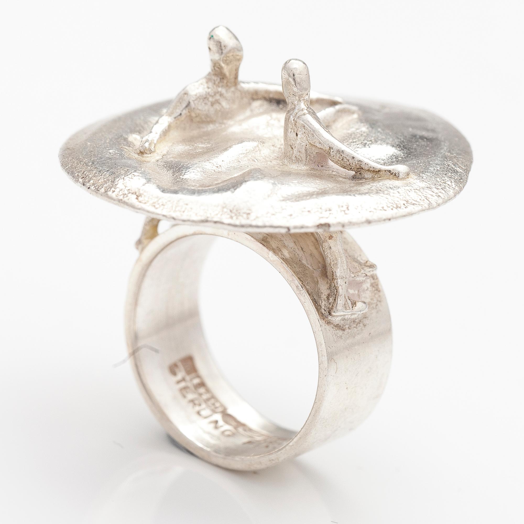 BJÖRN WECKSTRÖM, A sterling silver ring "Galactic dance". Lapponia 1971.