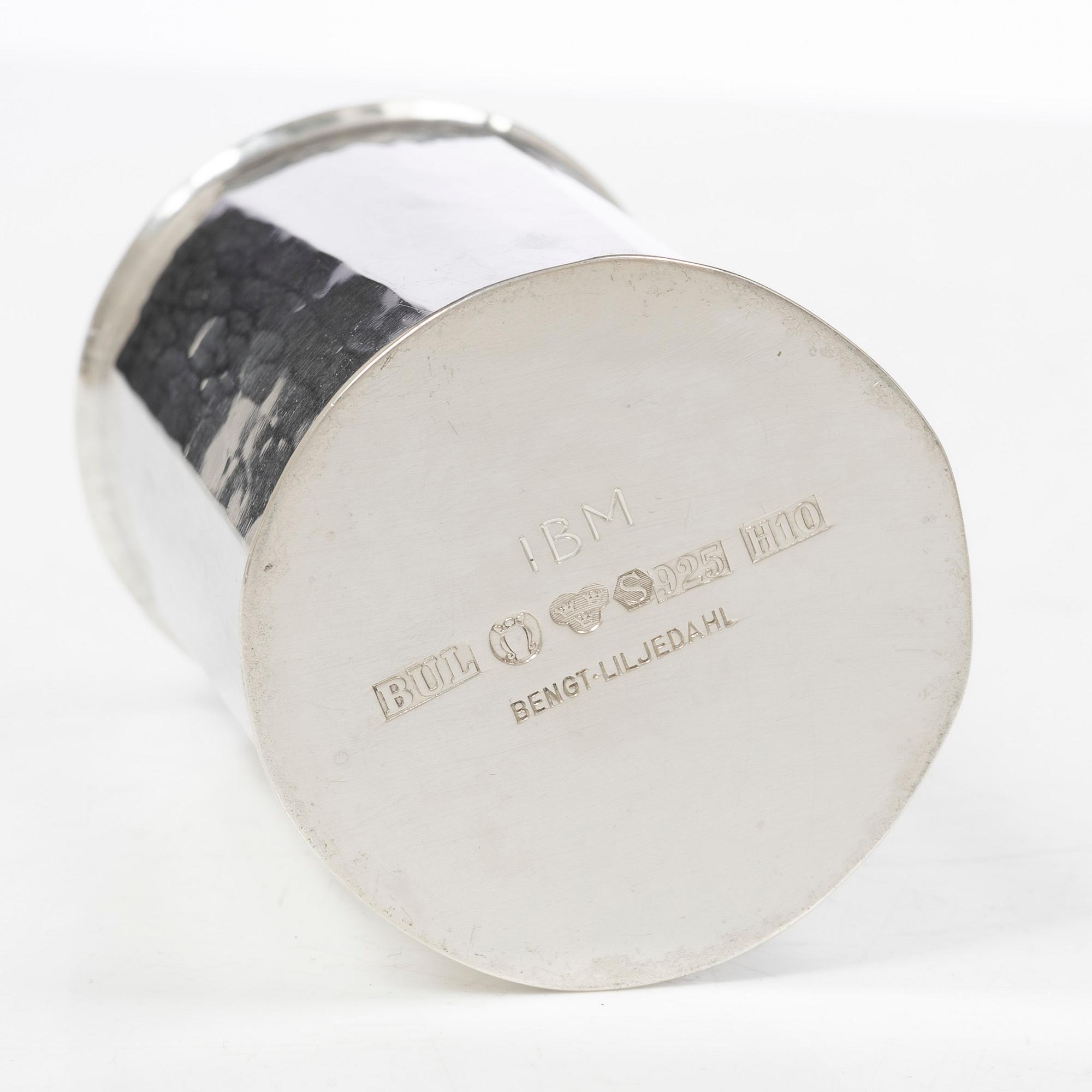 Bengt Liljedahl, a sterling silver vase, Sweden, 2006.