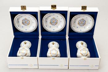 12 porcelain custard cups from Rörstrand.