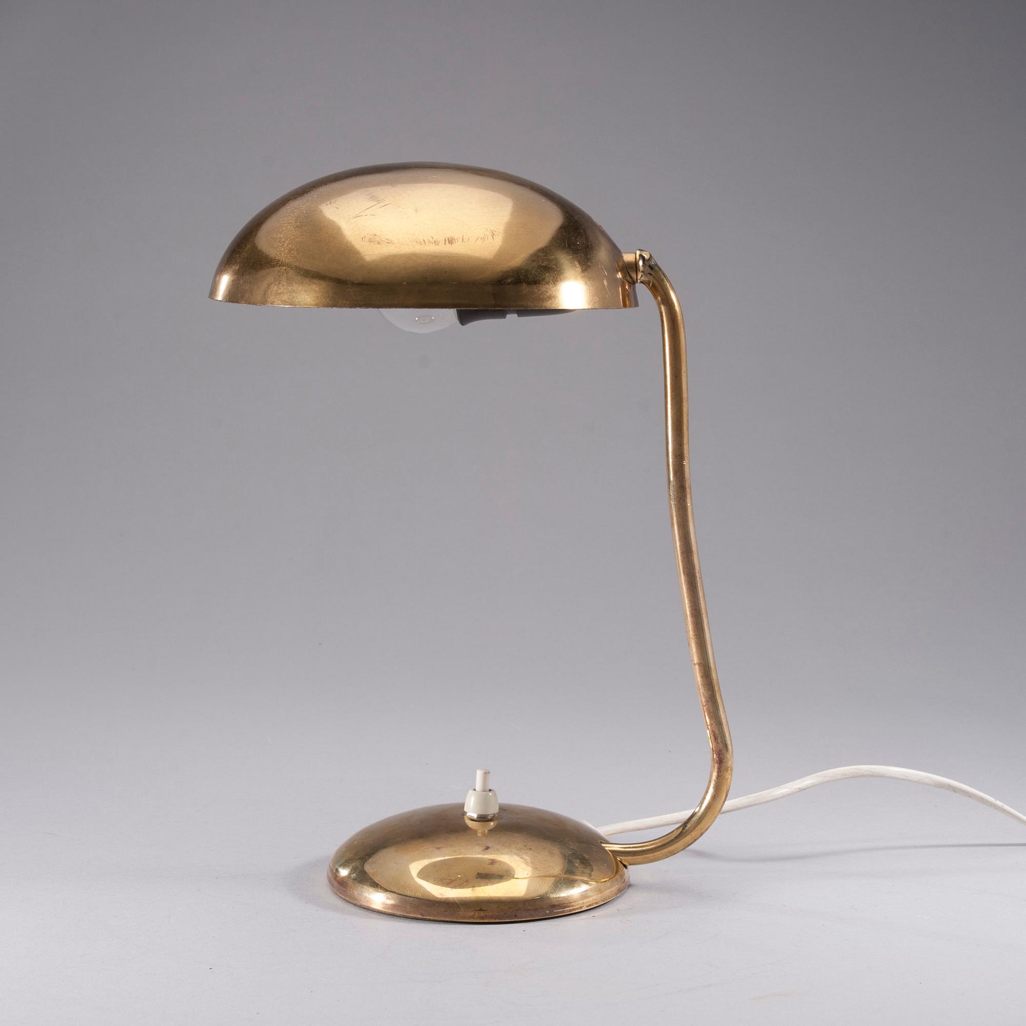 BORDSLAMPA, mässing, stämplad Valinte Oy, 1950-tal.