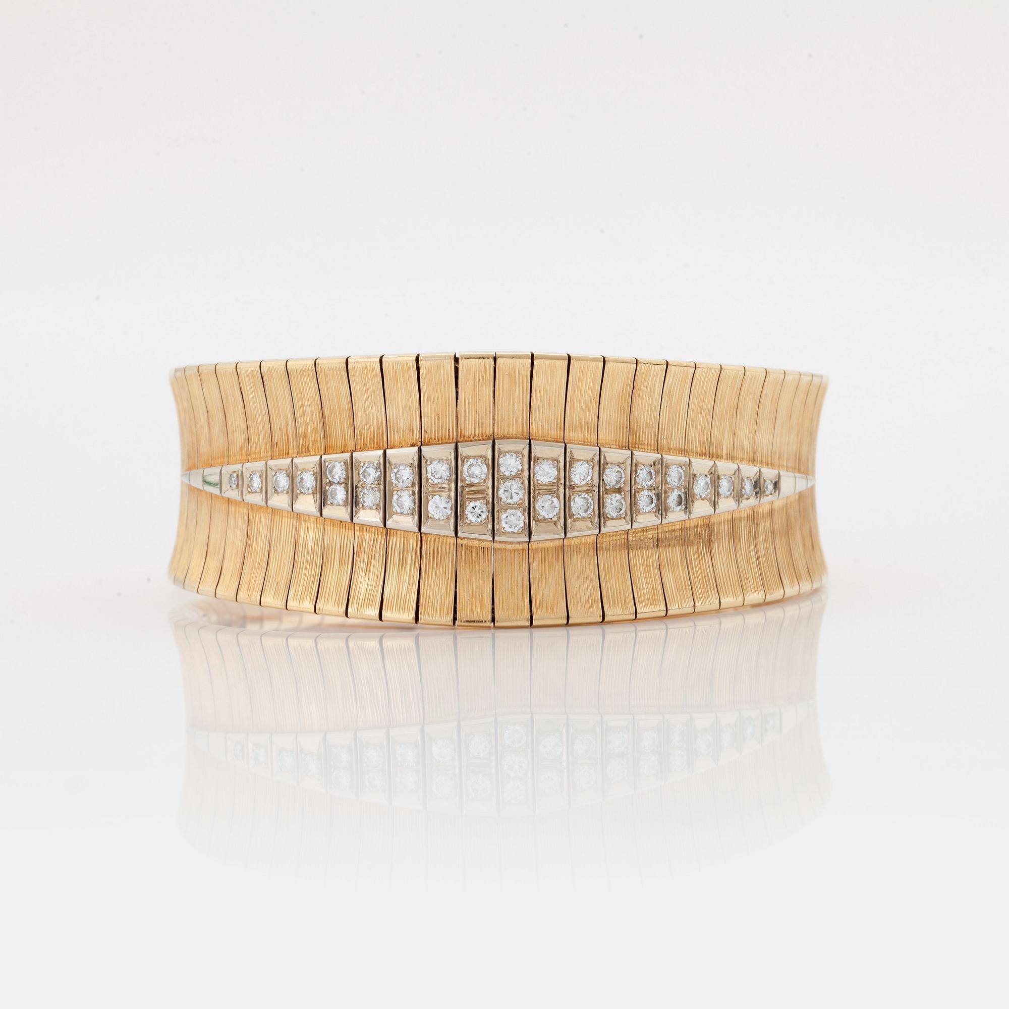 A BRACELET.