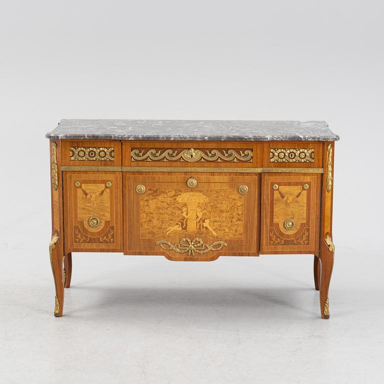 Byrå, sengustaviansk stil, 1900-talets mitt.