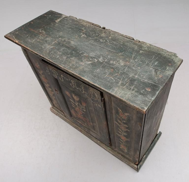 SKÅP, allmoge, 1800-talets första hälft.