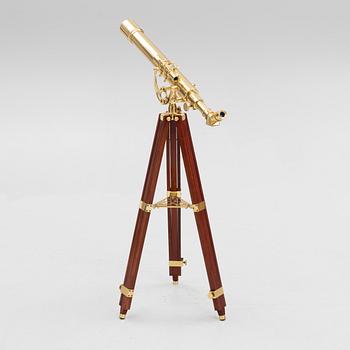 A Harbormaster telescope, 21st century.