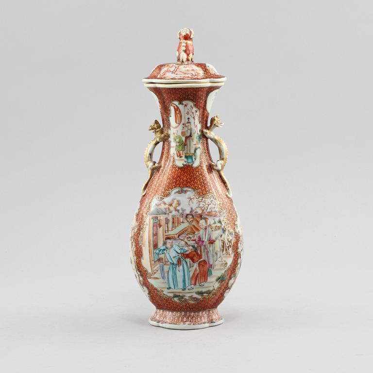 VAS, porslin, Kina, 1800-tal.