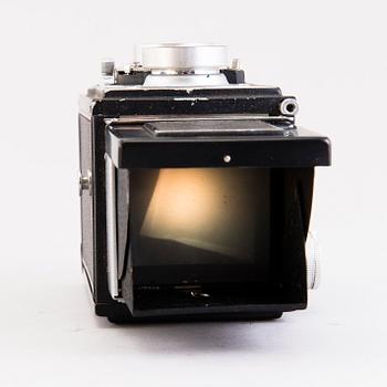 Set of five cameras, with accessories, 1920-50-tal.