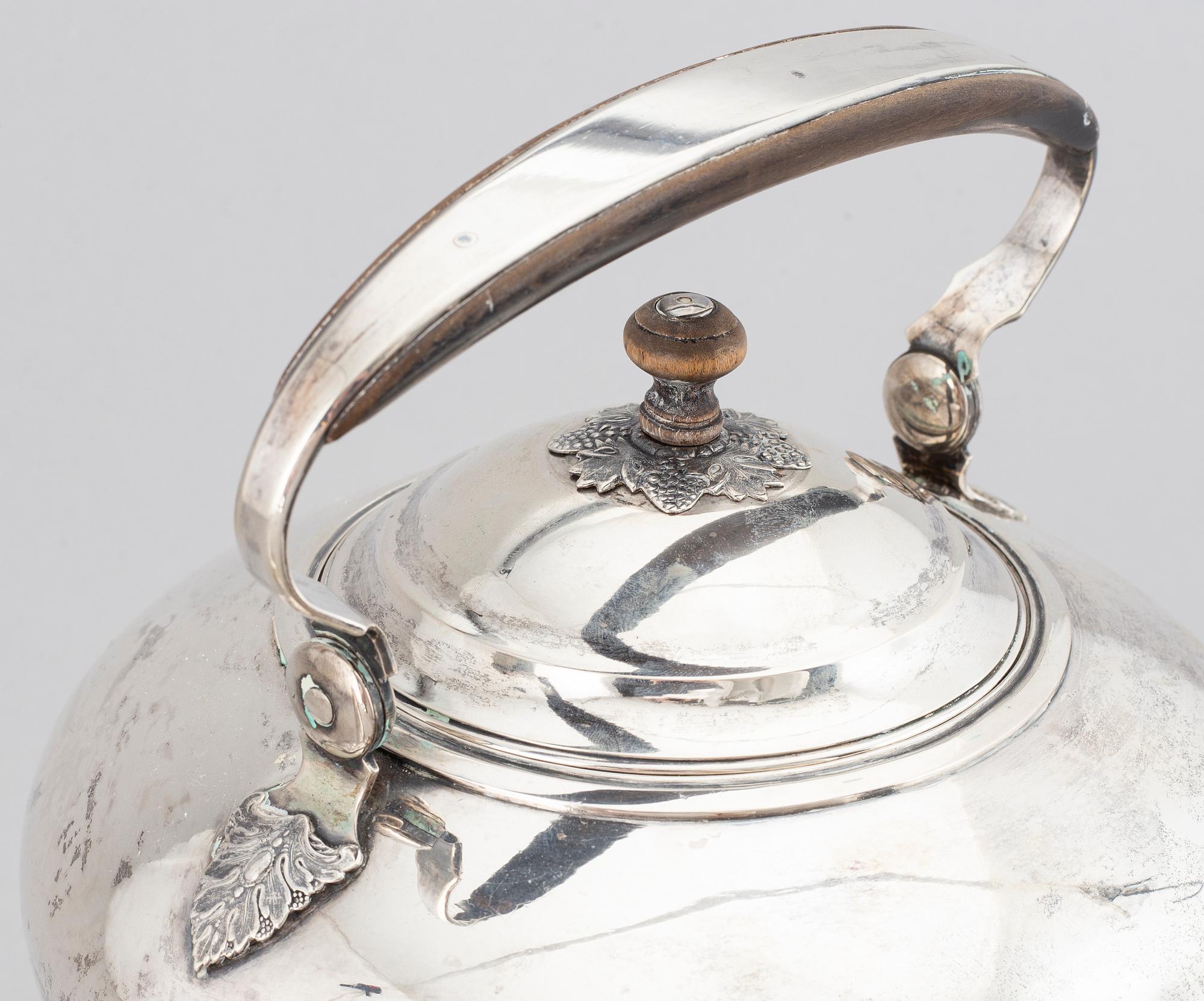 JOHAN FREDRIK BIÖRNSTEDT, a silver teapot, Stockholm 1816-17.