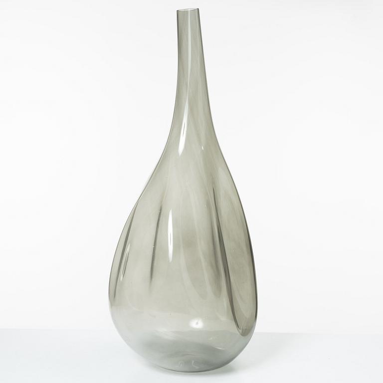 Ann Wåhlström, golvvas, Kosta Boda, 2000.