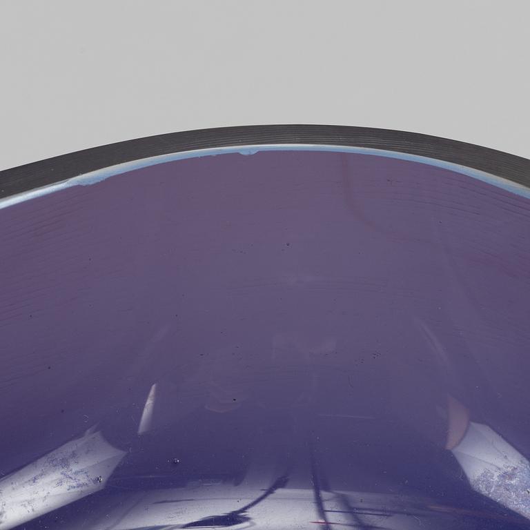 Paolo Venini, a glass bowl, Venini, Murano, Italy.