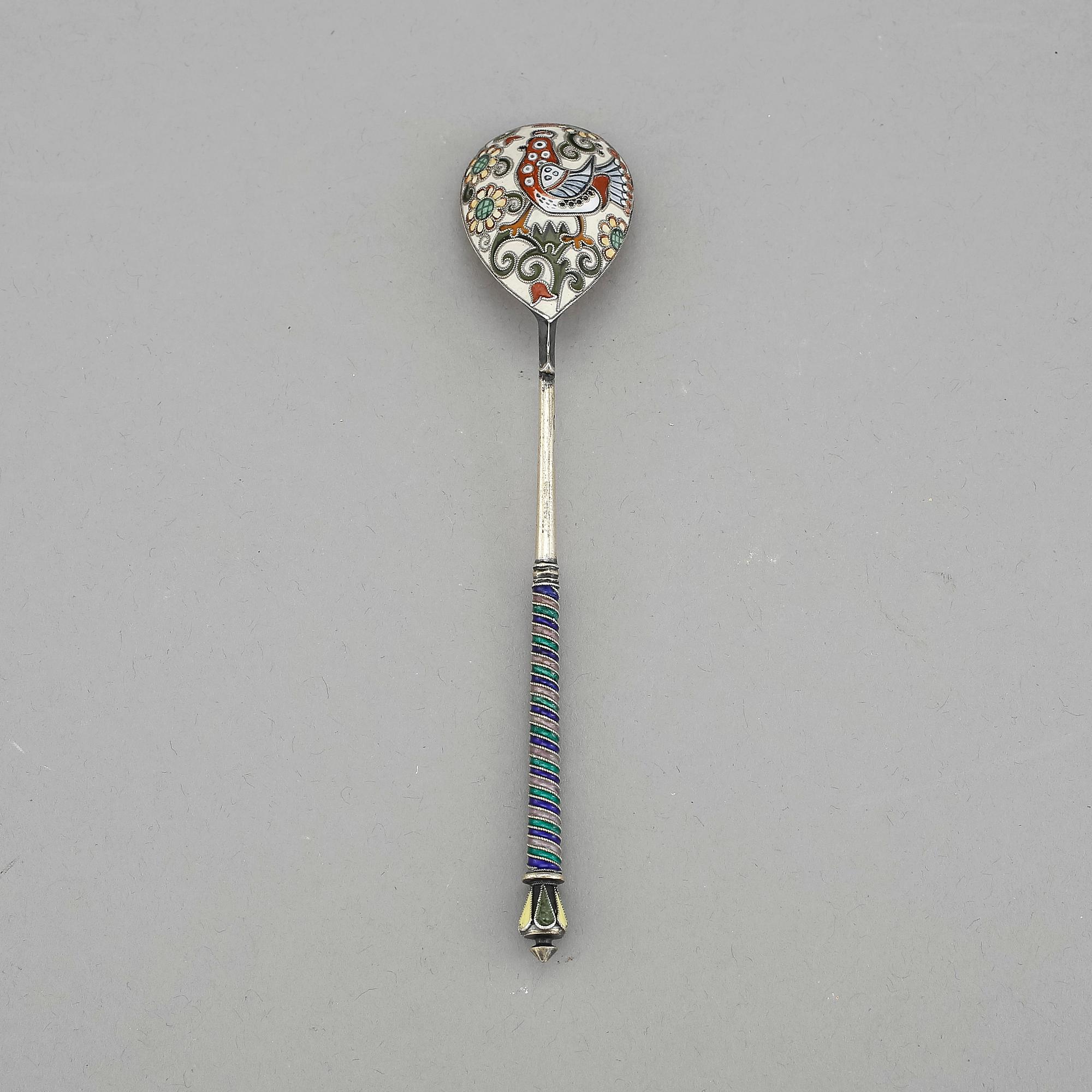SKED, silver, emalj, Ryssland, omkring år 1900, vikt ca 26 gram.