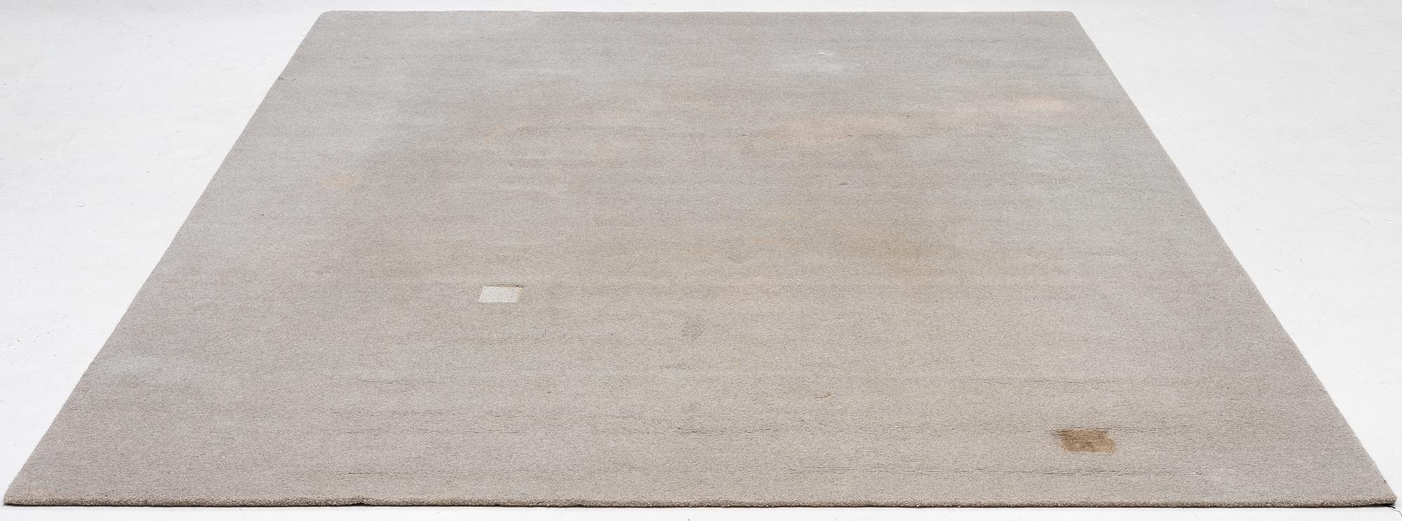 An Ogeborg carpet, c. 400 x 300 cm.
