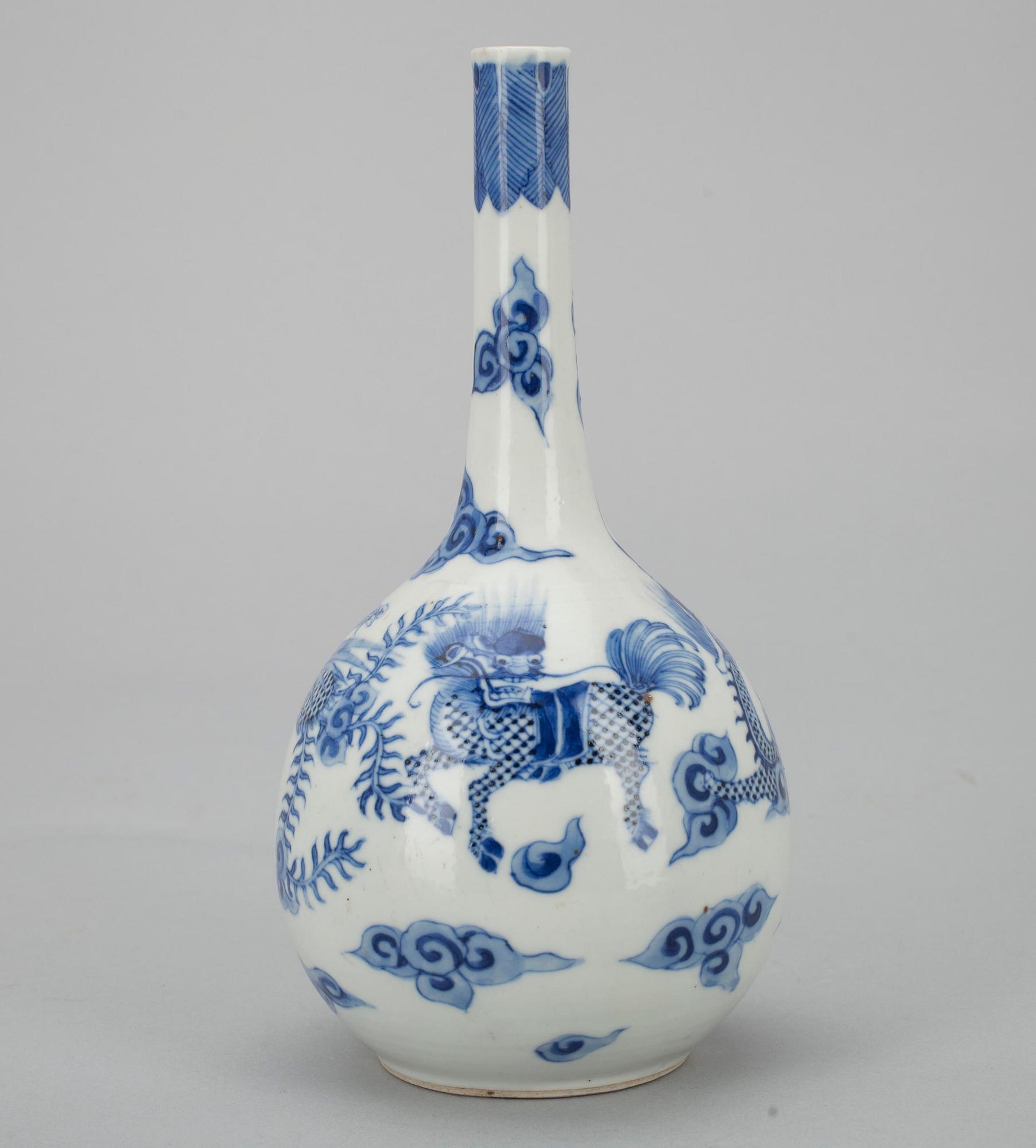 VAS, porslin, Kina, sekelskiftet 1800/1900.