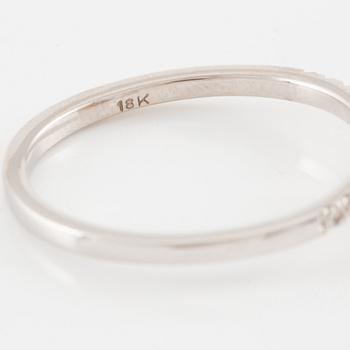 Ring 18K vitguld med cushionslipad gulorange diamant 1.02 ct,.