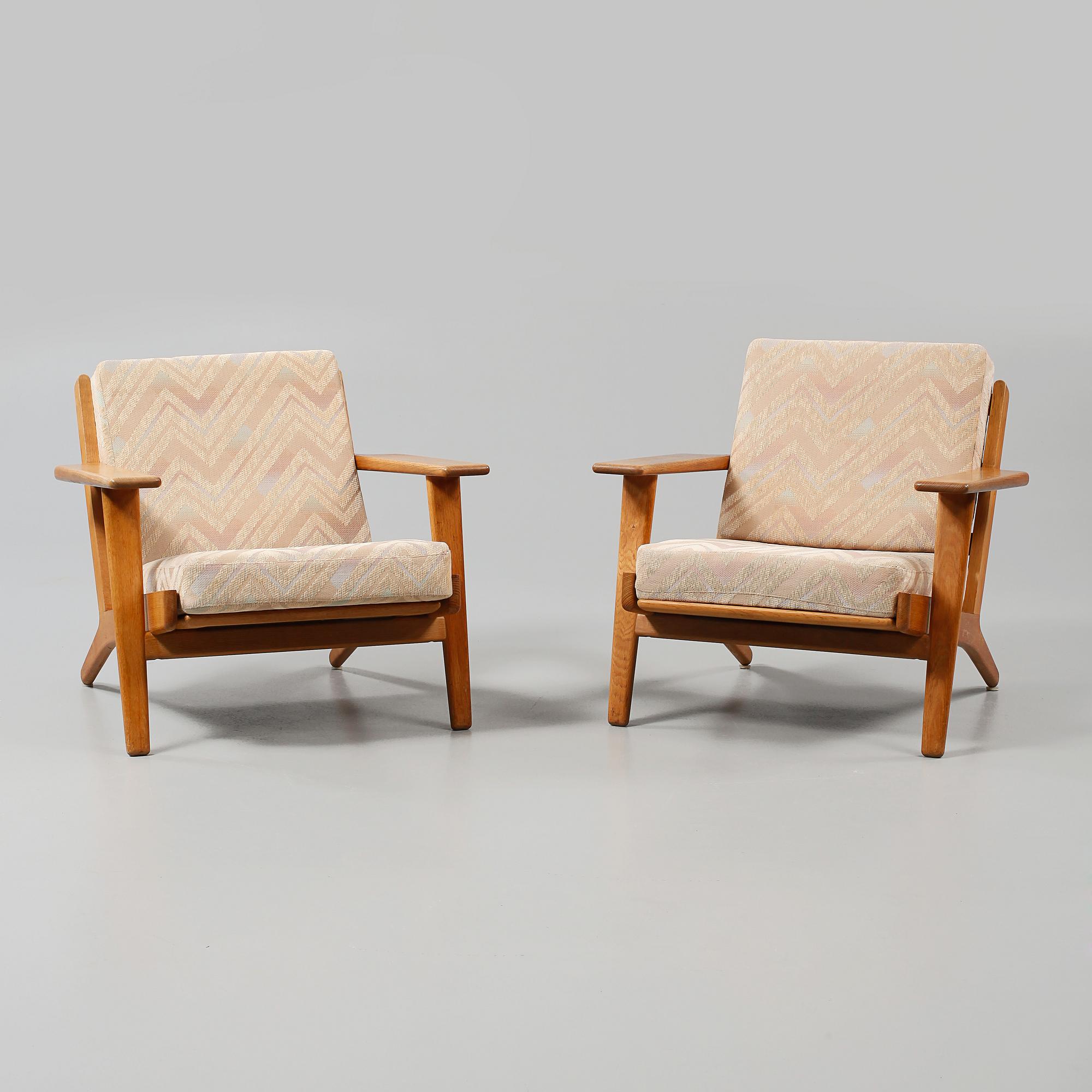 FÅTÖLJER, ett par, "GE-290", Hans J Wegner, Danmark, 1900-talets andra hälft.