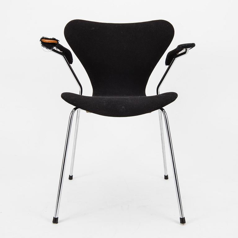 STOL, "Sjuan" design Arne Jacobsen, Fritz Hansen 1970-tal.
