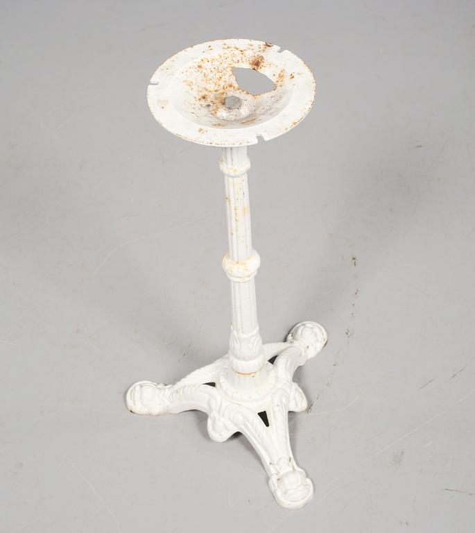 CAFÉBORDSUNDERRE, 1900-tal.