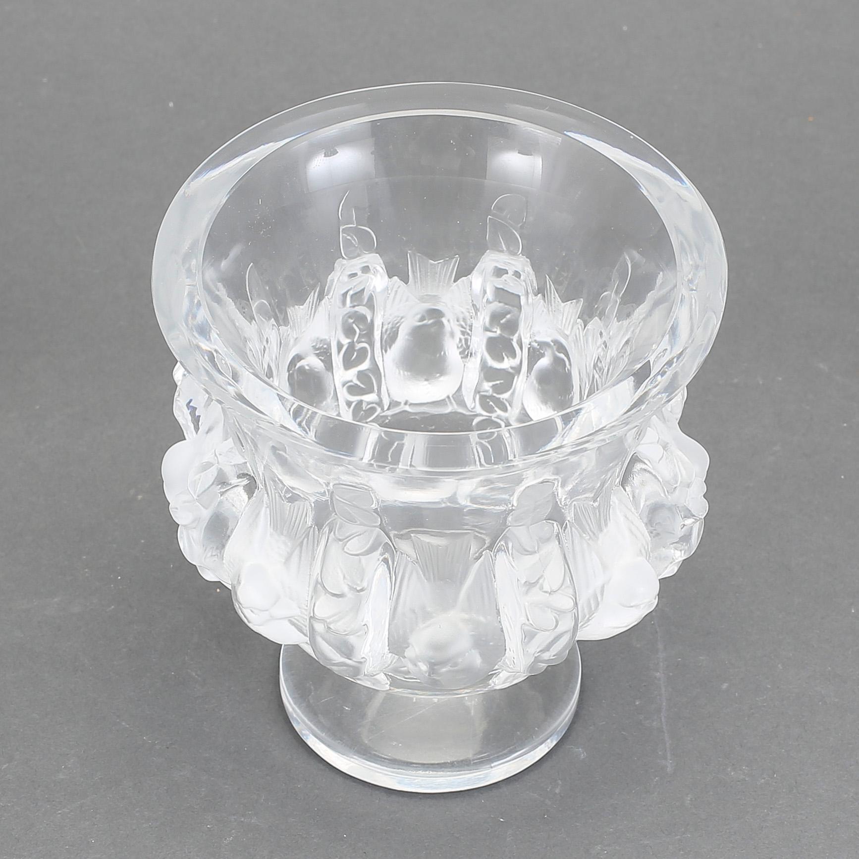 SKÅL PÅ FOT, Lalique, 1900-talets andra hälft.