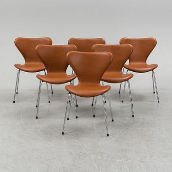ARNE JACOBSEN, stolar, 6 st, "Sjuan", Fritz Hansen, Danmark.