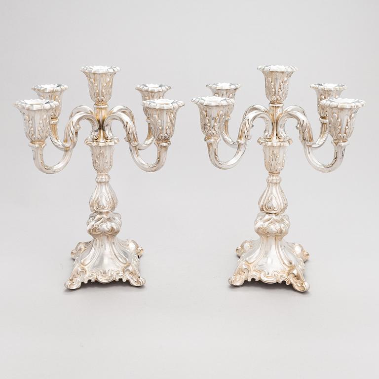 A pair of 5-candle silver candelabra, Auran Kultaseppä, Turku 1970.