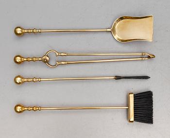 BRASSTÄLL, 4 delar, mässing, 1900-talets andra hälft.