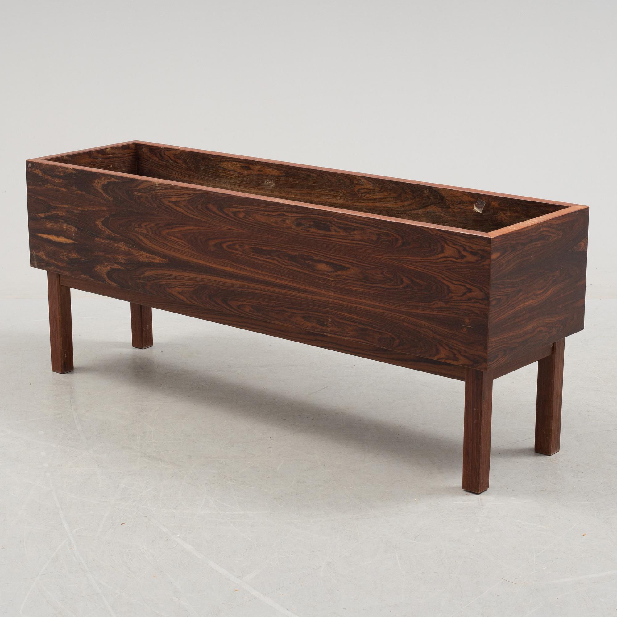 A 1960's Danish sofa, with 2 easy chairs and 2 tables by Glostrup.