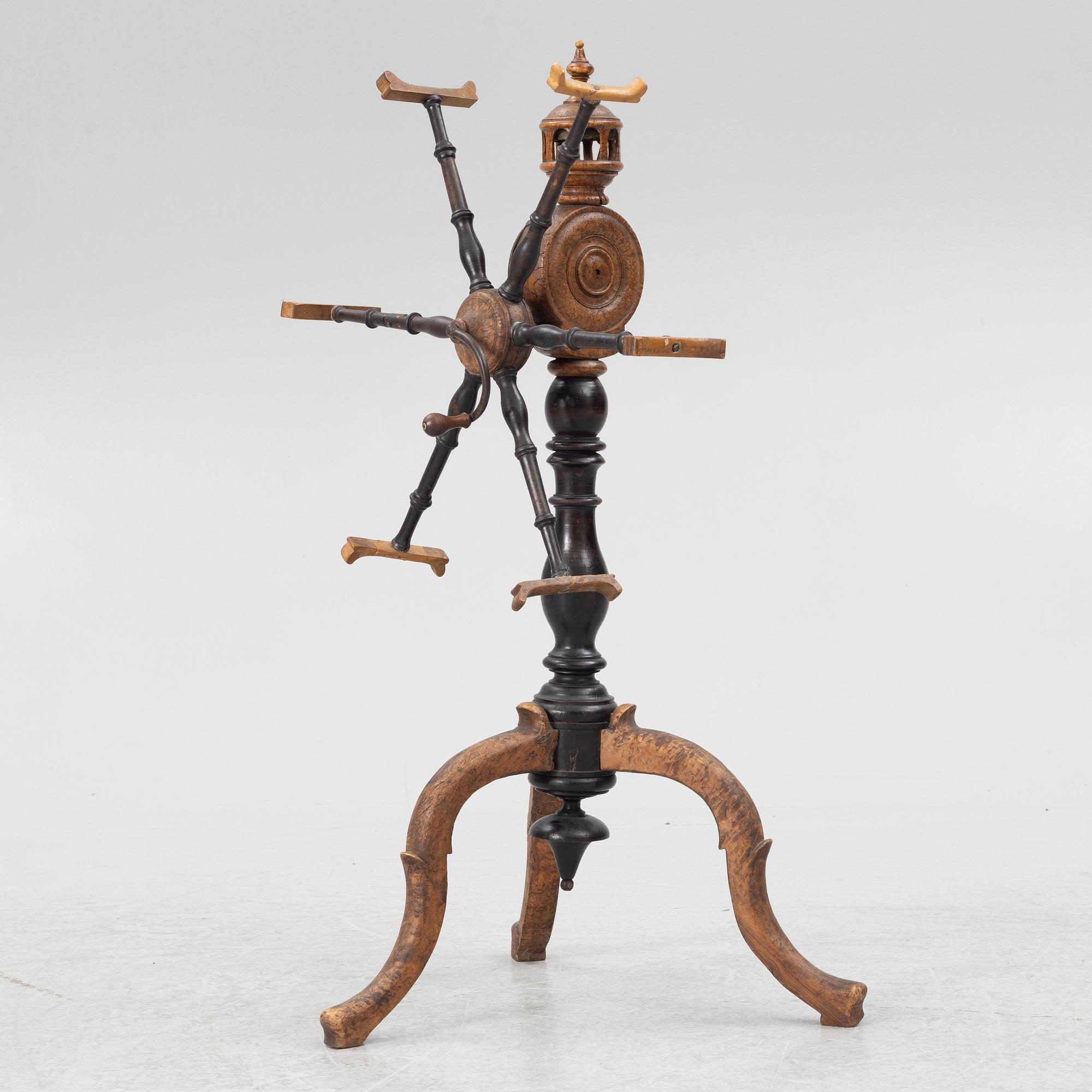 Knäpphärvel, Sverige, 1700-talets första hälft, Senbarock.