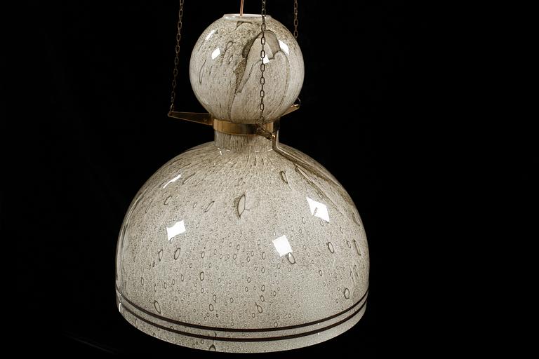A ceiling lamp from Flygsfors, second half of the 20th century. Height excl. chains ca 38 cm.