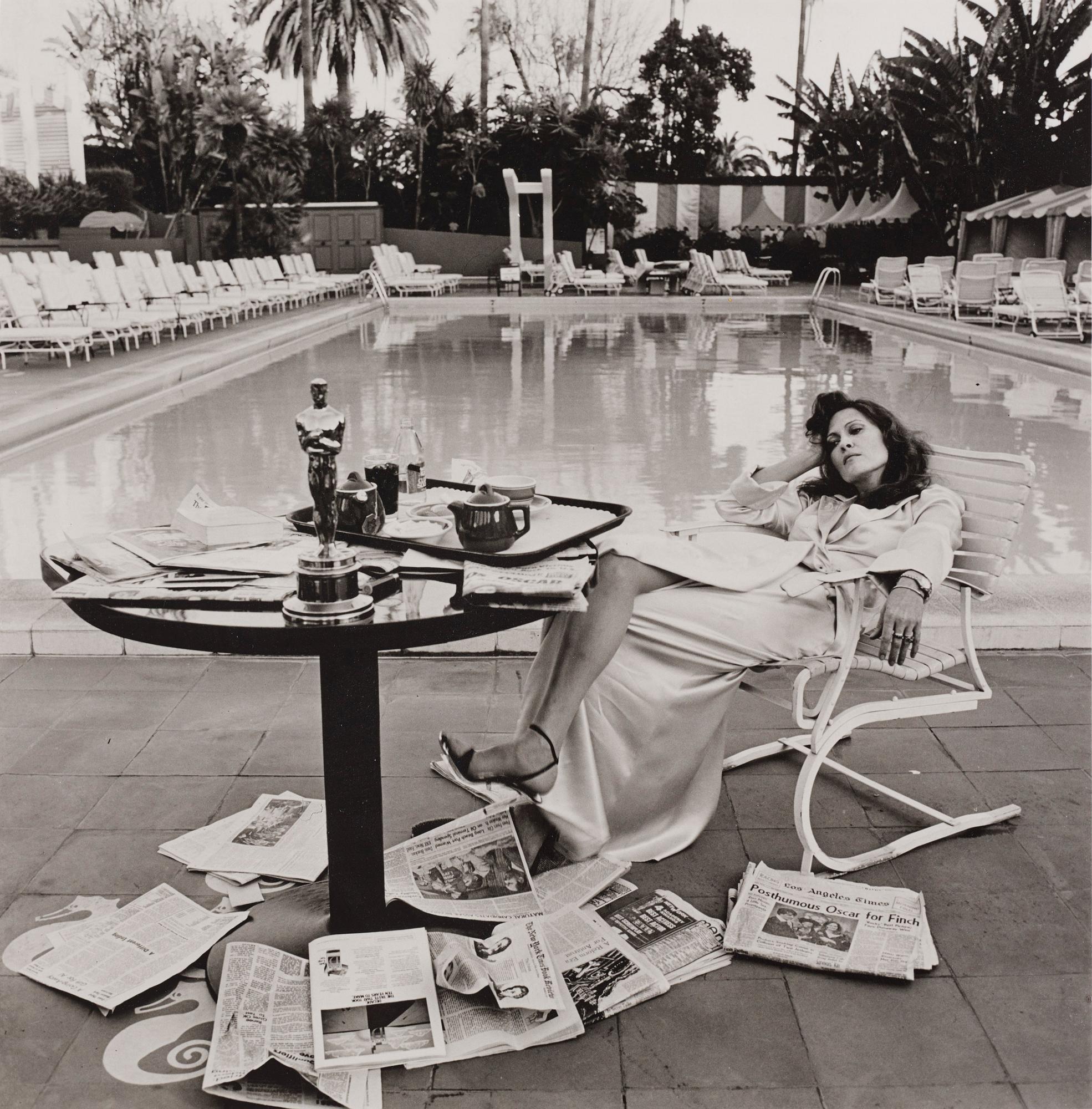 Terry O'Neill, "Faye Dunaway, Hollywood, 1977".