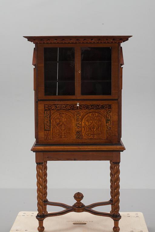 BARSKÅP, renässansstil. 1800-tal.