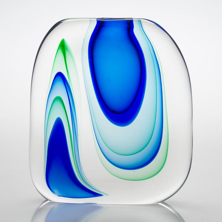 Gino Onesto, an art glass object, signed Gino Onesto Murano 2003.